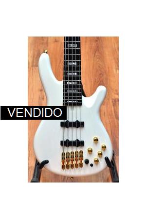 Yamaha NEII White Yamaha NEII White